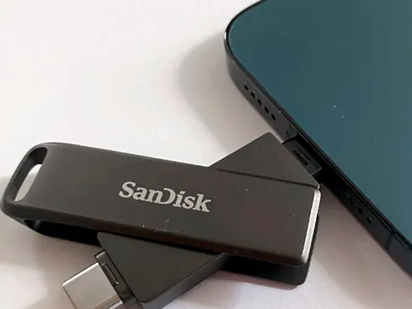 Cómo conectar una memoria USB a tu iPhone para transferir archivos