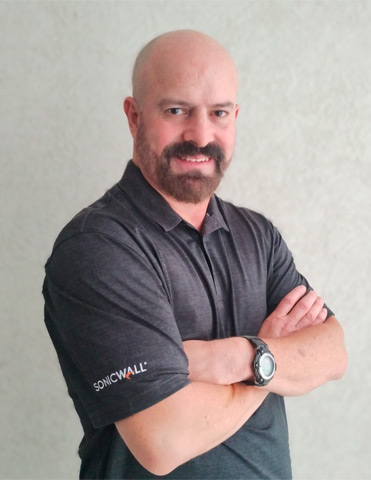 Hugo Chessani Zanella, Ingeniero de soluciones para Sonicwall.
